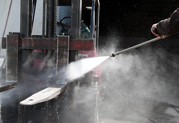 Best Gas Station Cleaning  in Desoto Lakes, FL